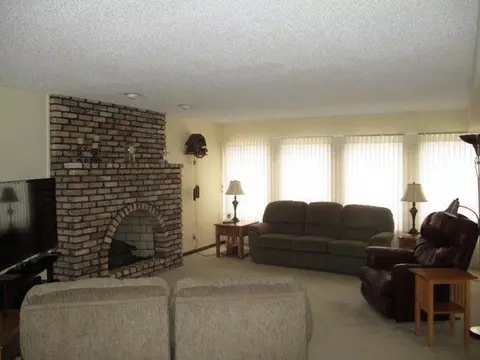 371 Devon Ct, Valparaiso, IN 46385 photo 10