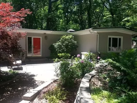 7613 Harold Ave, Gary, IN 46403 photo 1