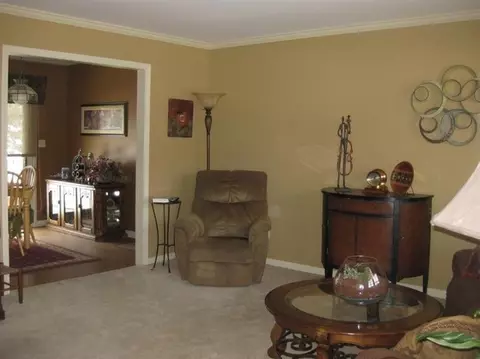 238 Walnut Ln, Crown Point, IN 46307 photo 3
