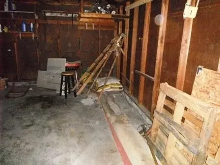 1521 W 45th Ave, Gary, IN 46408 photo 8