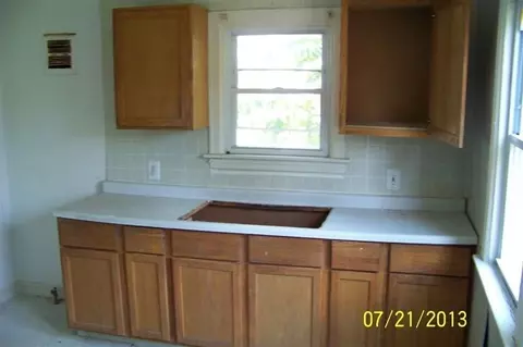 3667 Pierce St, Gary, IN 46408 photo 5