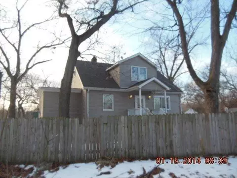 2733 Beverly Dr, Gary, IN 46408 photo 1