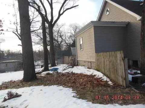 2733 Beverly Dr, Gary, IN 46408 photo 2