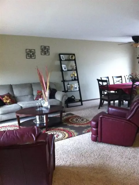 1651 Heather Dr, Munster, IN 46321 photo 7