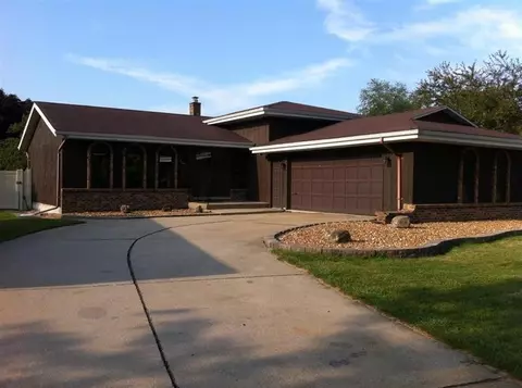 1651 Heather Dr, Munster, IN 46321 photo 3