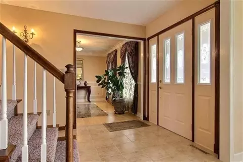 2832 Donnet Ct, Dyer, IN 46311 photo 7