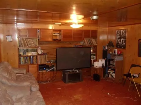 246 Arthur, Gary, IN 46404 photo 6