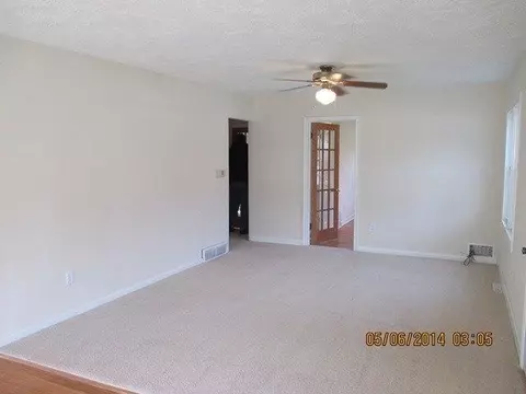 1502 N Broad St, Griffith, IN 46319 photo 2