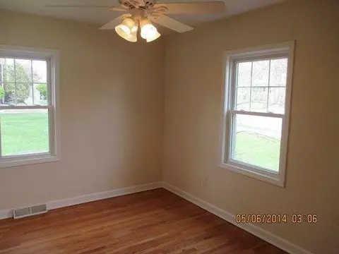 1502 N Broad St, Griffith, IN 46319 photo 5