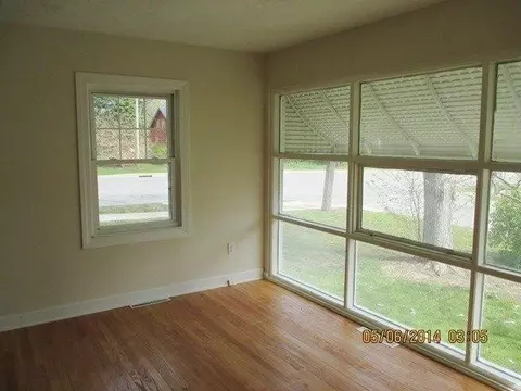 1502 N Broad St, Griffith, IN 46319 photo 3