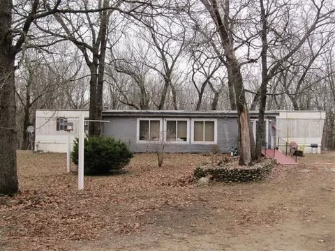704 E 900, Wheatfield, IN 46392 photo 1