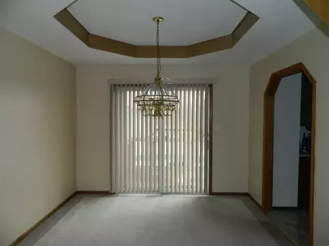 9062 Pineview Ln, Crown Point, IN 46307 photo 9