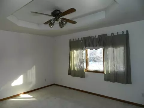 9062 Pineview Ln, Crown Point, IN 46307 photo 10