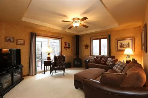 958 N Wheeler St, Griffith, IN 46319 photo 5