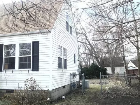 2144 Washington Cir, Munster, IN 46321 photo 7