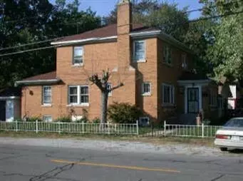 394 Howard St, Gary, IN 46403 photo 1