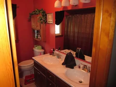 712 N Ernest, Griffith, IN 46319 photo 6