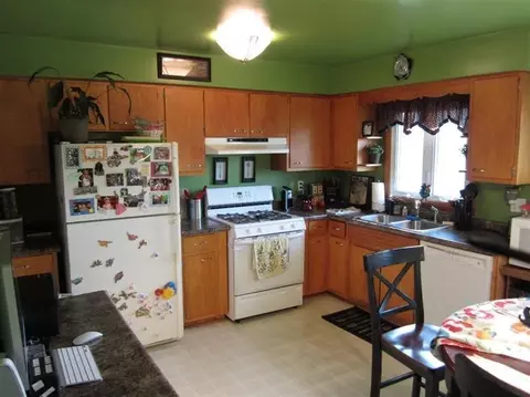 712 N Ernest, Griffith, IN 46319 photo 5