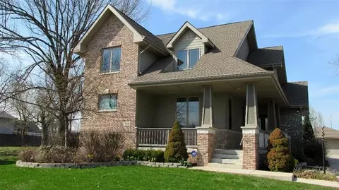 701 River Dr, Munster, IN 46321 photo 1