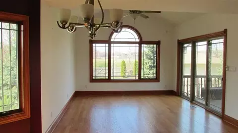 701 River Dr, Munster, IN 46321 photo 5