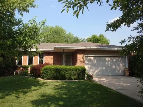 25 Pine St, Schererville, IN 46375 photo 1