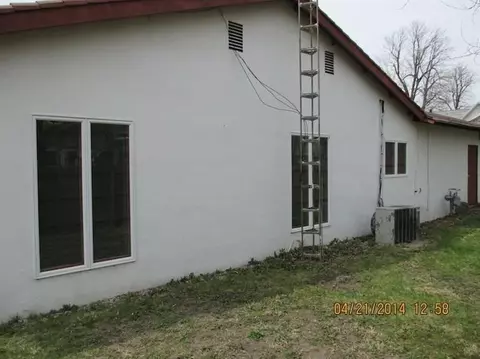 401 N 3rd St, Kentland, IN 47951 photo 3