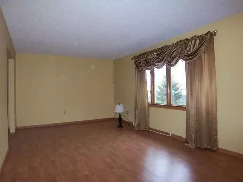 1409 River Dr, Munster, IN 46321 photo 6