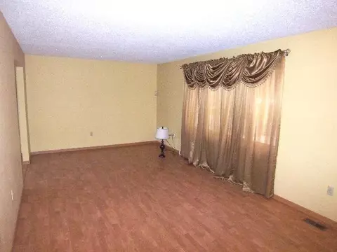 1409 River Dr, Munster, IN 46321 photo 5