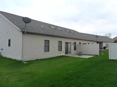 538 Aster, Griffith, IN 46319 photo 2
