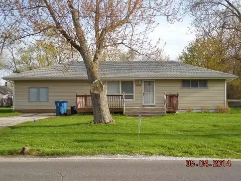 5829 W 41st St, Gary, IN 46408 photo 1