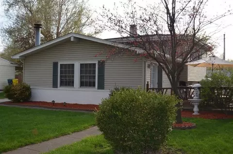 948 N Wheeler St, Griffith, IN 46319 photo 2