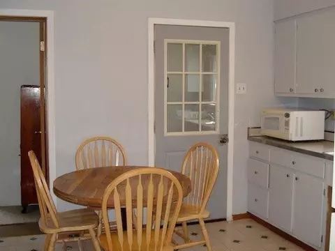 1541 Roberts Ave, Whiting, IN 46394 photo 4