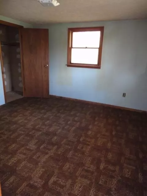 9720 E 150 N, Grovertown, IN 46531 photo 4