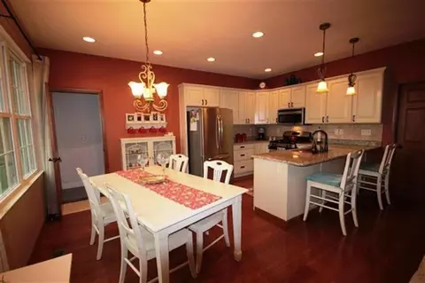 1146 Daniels Ct, Burns Harbor, IN 46304 photo 3