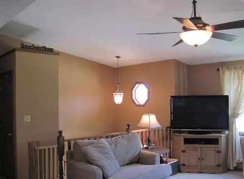 1309 Admiral Dr, Porter, IN 46304 photo 5