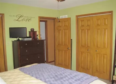 1309 Admiral Dr, Porter, IN 46304 photo 10