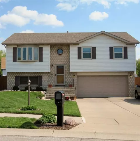 1309 Admiral Dr, Porter, IN 46304 photo 1