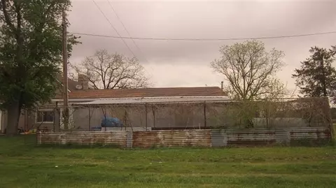 2335 E 500, Winamac, IN 46996 photo 9