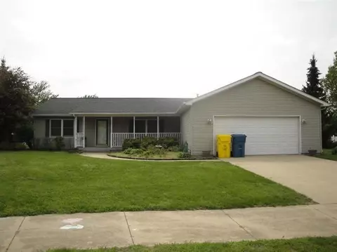 1706 Westfield Ct, Griffith, IN 46319 photo 1