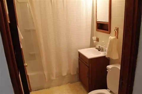 2804 Schrage, Whiting, IN 46394 photo 8