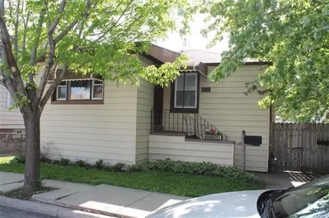2804 Schrage, Whiting, IN 46394 photo 1