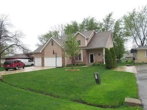 3260 Rustic Ln, Crown Point, IN 46307 photo 1
