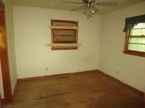 6732 E 4th Ave, Gary, IN 46403 photo 3
