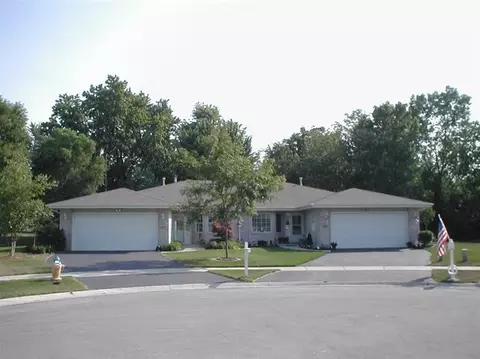 5446 Maggie Mae Ct, Crown Point, IN 46307 photo 1