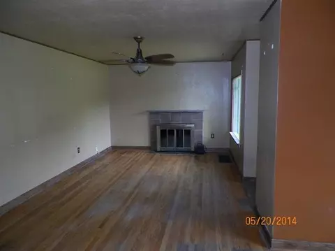 3950 Ranburn Cir, Gary, IN 46408 photo 8