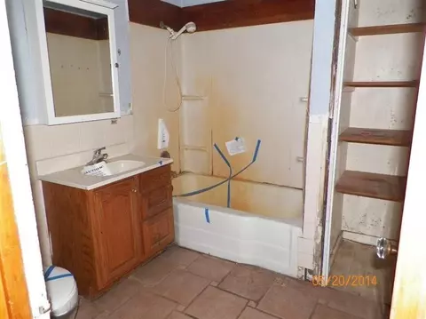 3950 Ranburn Cir, Gary, IN 46408 photo 7