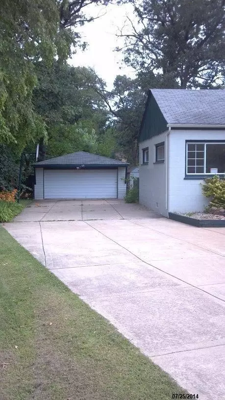 3950 Ranburn Cir, Gary, IN 46408 photo 2