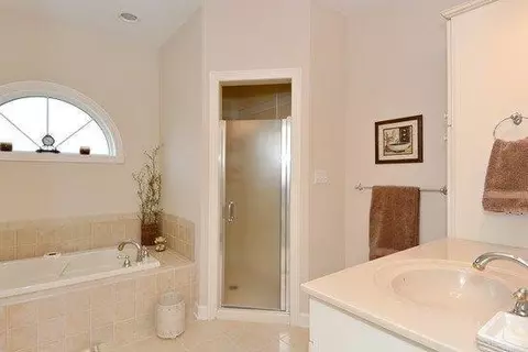 1629 Thistle Ln, Munster, IN 46321 photo 9
