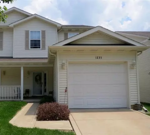 1235 Fox Hollow Dr, Porter, IN 46304 photo 2