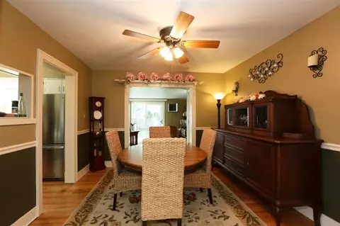 322 N Harvey St, Griffith, IN 46319 photo 4